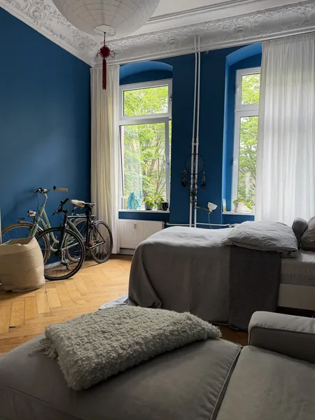 Stilvoll wohnen: Modernisiertes Apartment in Berlin-Tiergarten — photo 1